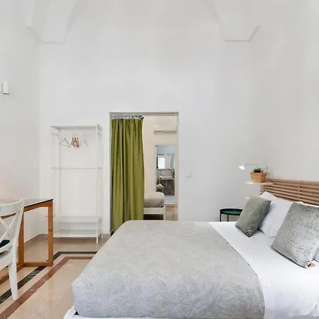 Incentro Comfort - Selection 住宿加早餐酒店 莱切